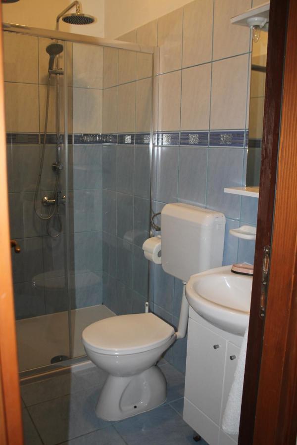 PUY Apartments Neno מראה חיצוני תמונה